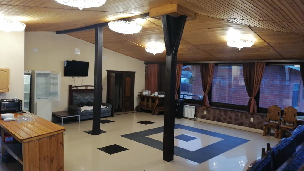 7-комнатный Дом