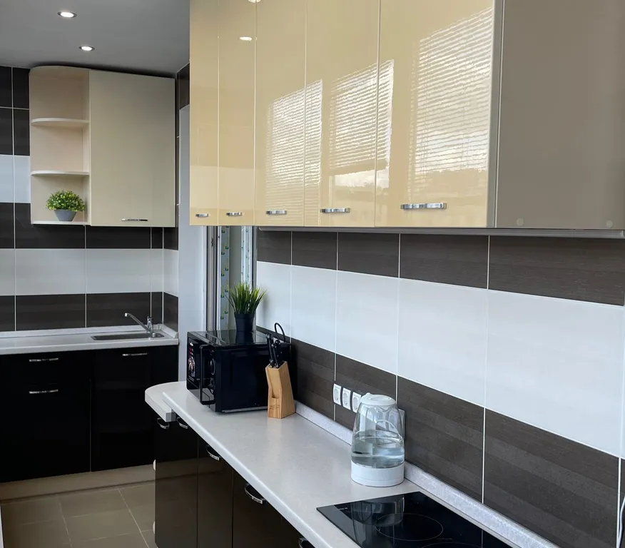 Современная и стильная квартира с кондиционером в центре