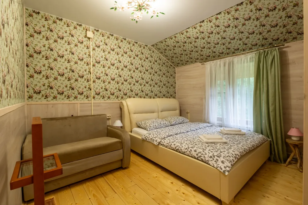 5-комнатный Дом