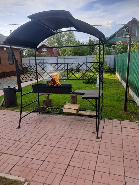 Дом на участке 10 соток