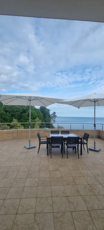 Коттедж с видом на море