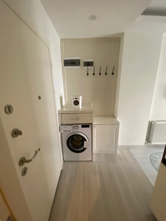 Отличное расположение в коньяалты Алтынкум 60 метров до моря