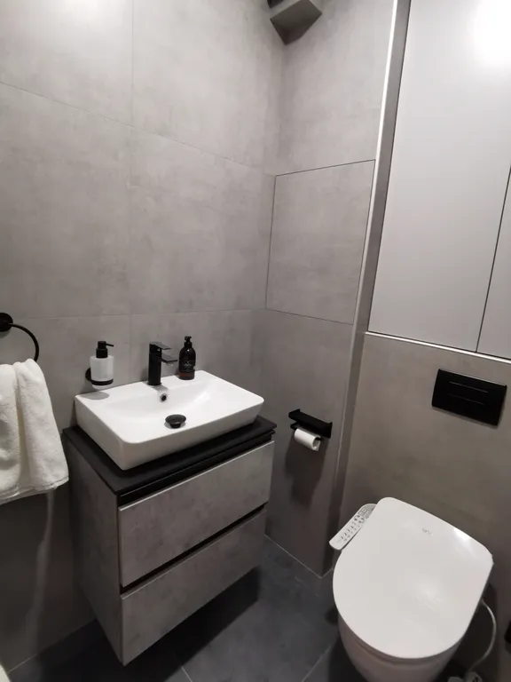 Просторная квартира с видом на море