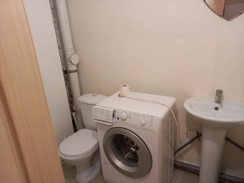 Светлая уютная квартира вблизи Медицинской академии и ЖД Больницы