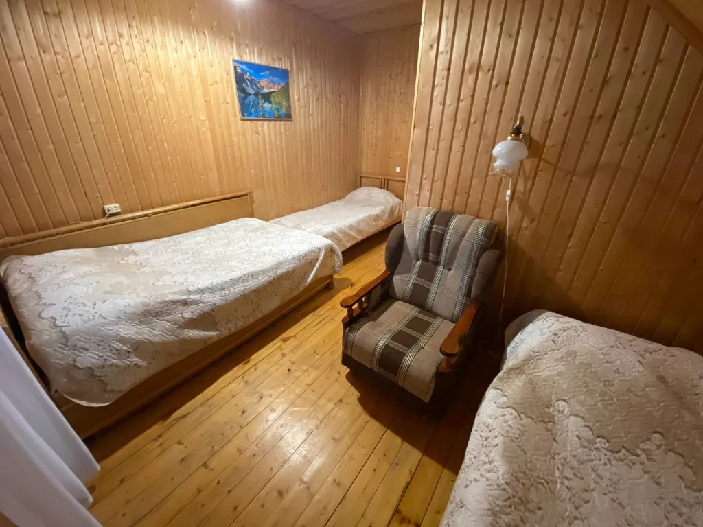 6-комнатный Дом