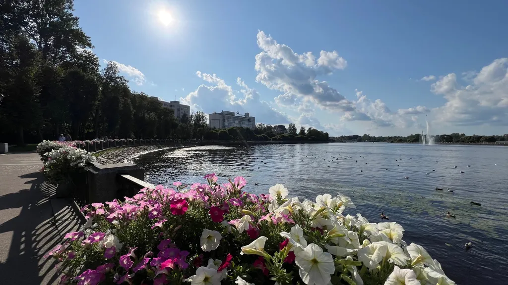 Квартира на набережной с видом на залив