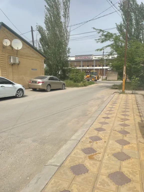 Дом со двором в центре города, все есть рядом и до моря не далёко