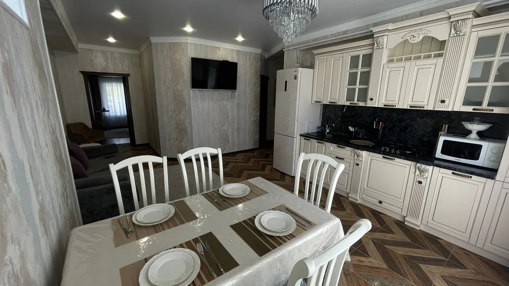 Коттедж Новый уютный чистый дом в центре города — аренда посуточно в Кисловодск