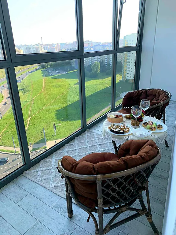 Просторная квартира студия напротив Тринити