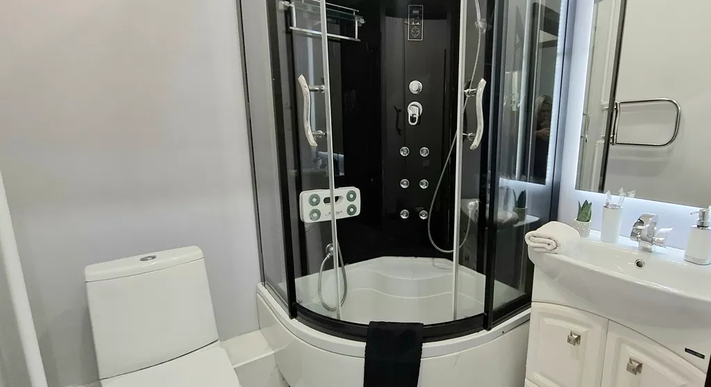 Студия с видом на Ангару