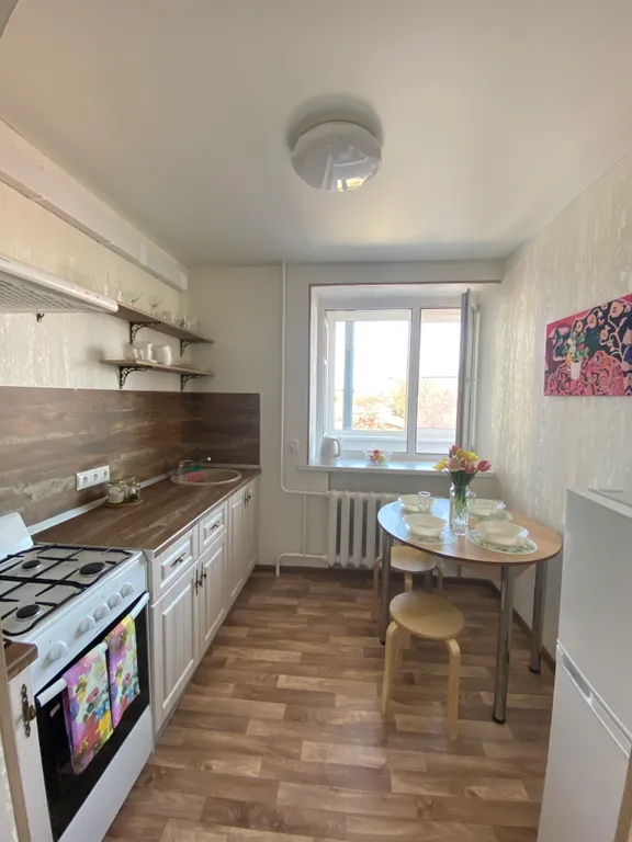 Уютная квартира в центре города — аренда посуточно в Ейск