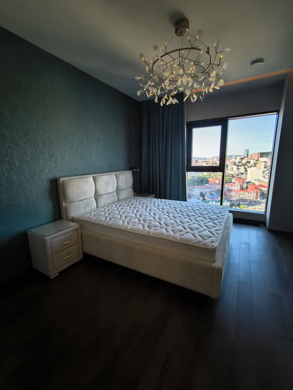 Уютная квартира с панорамным видом на исторический центр, Золотой Мост — аренда посуточно в Владивосток