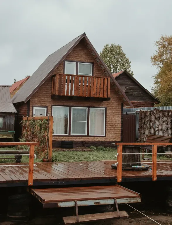 Дом у озера Селигер