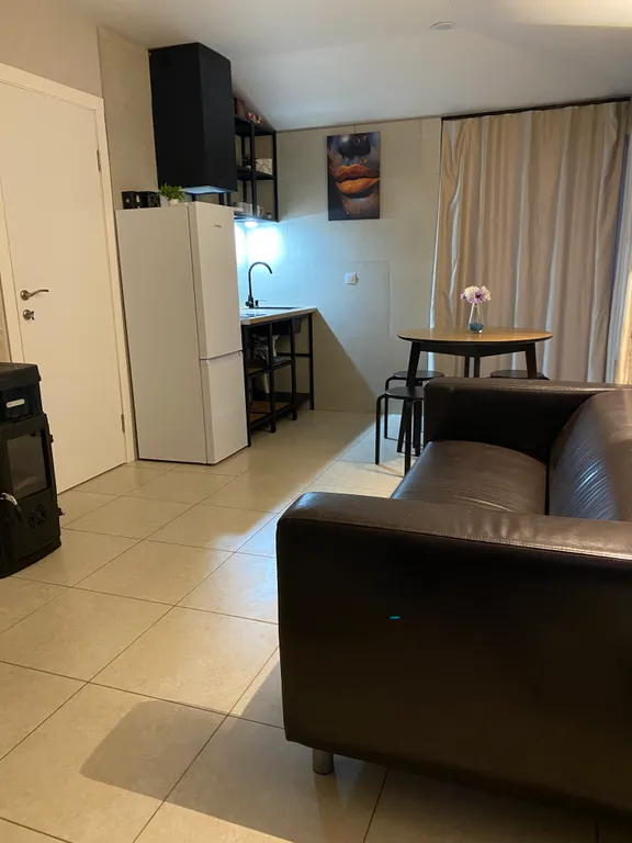 Дом с бассейном, баней и видом на море