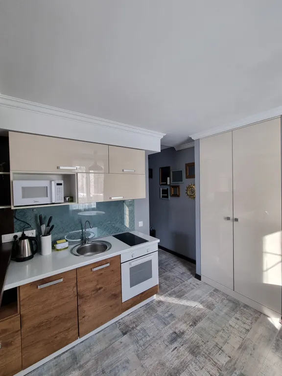 Уютная евродвушка в тихом центре Академгородка