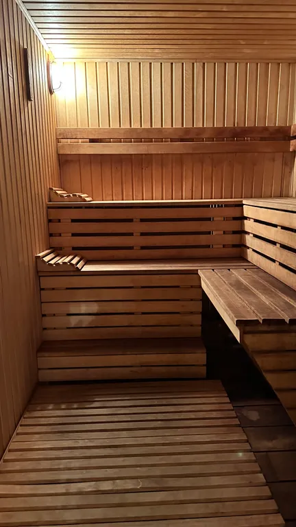 Просторный коттедж в окружении леса – идеальное место для отдыха