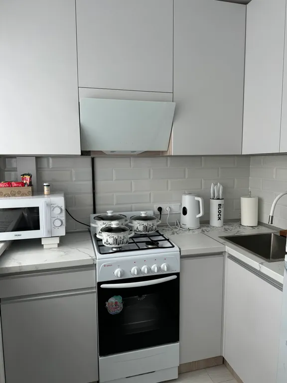 Самый центр!Площадь Победы!!!Васильки!!!