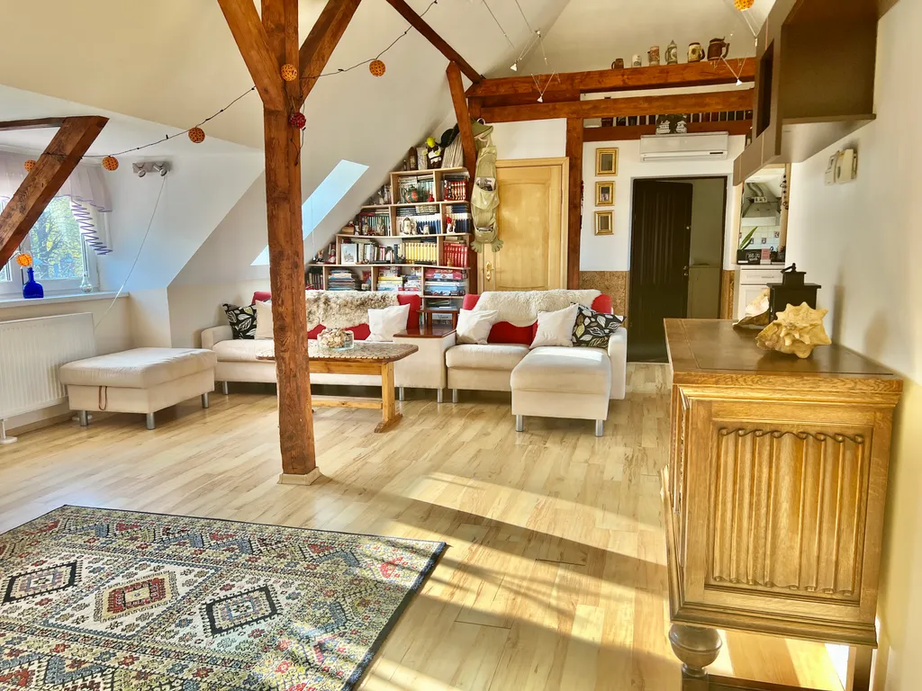 Квартира Уютная квартира-студия в немецкой вилле — Калининград