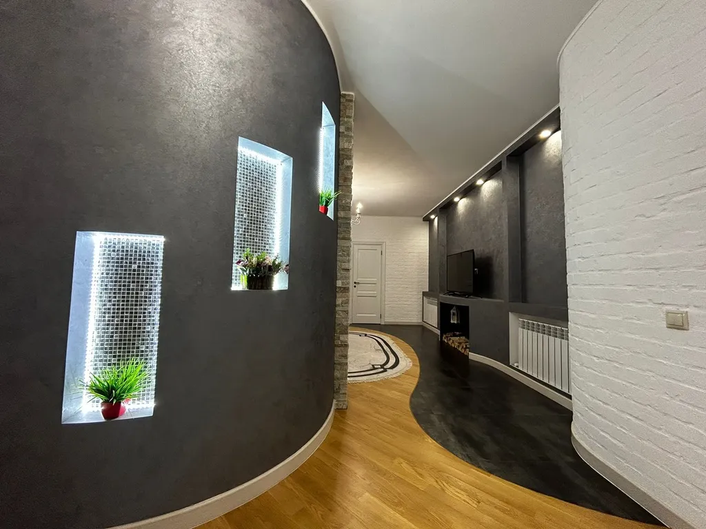 Шикарная квартира в центре с видом на бульвар и прямым выходом в парк