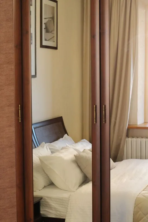 Двухкомнатная квартира в тихом районе