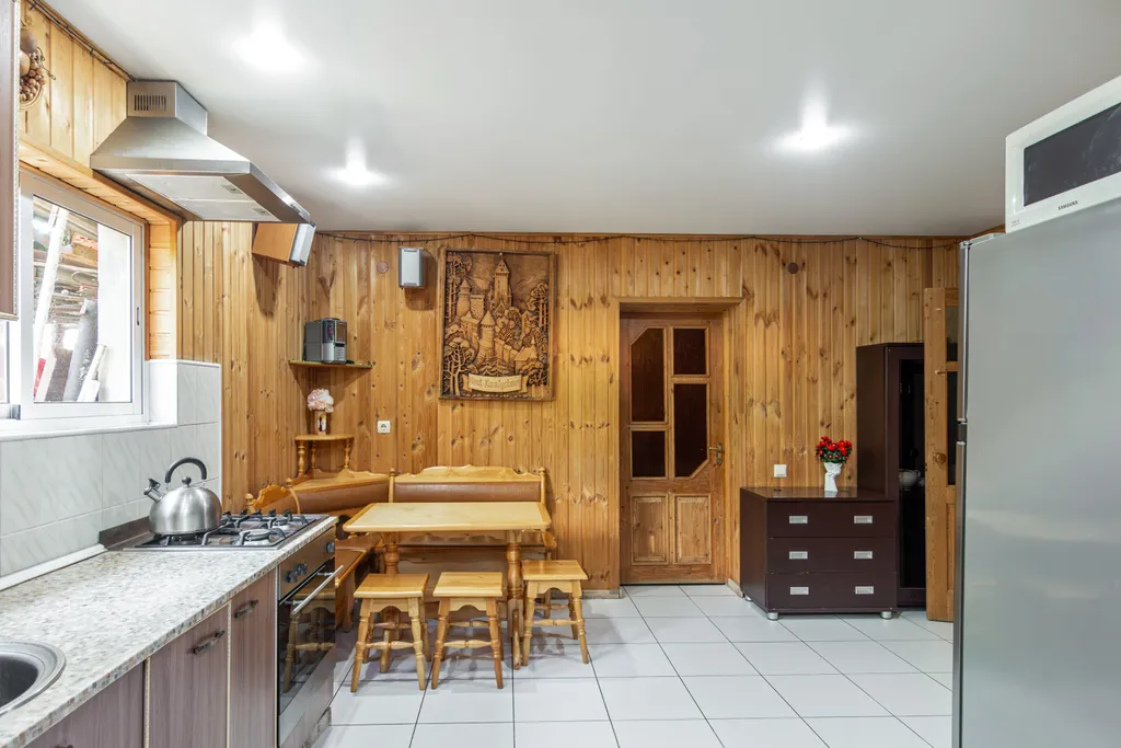 Дом с бассейном и русской баней