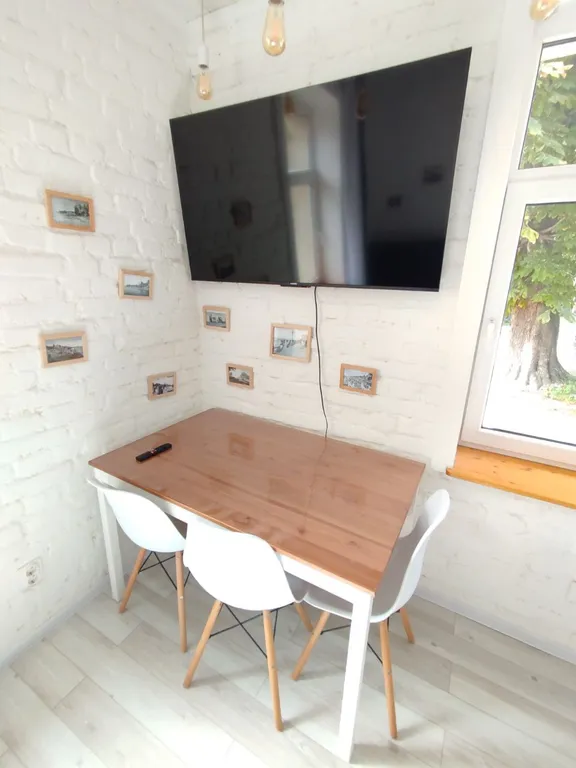 Квартира в 1 минуте от моря и Розы Ветров, в центре старого города