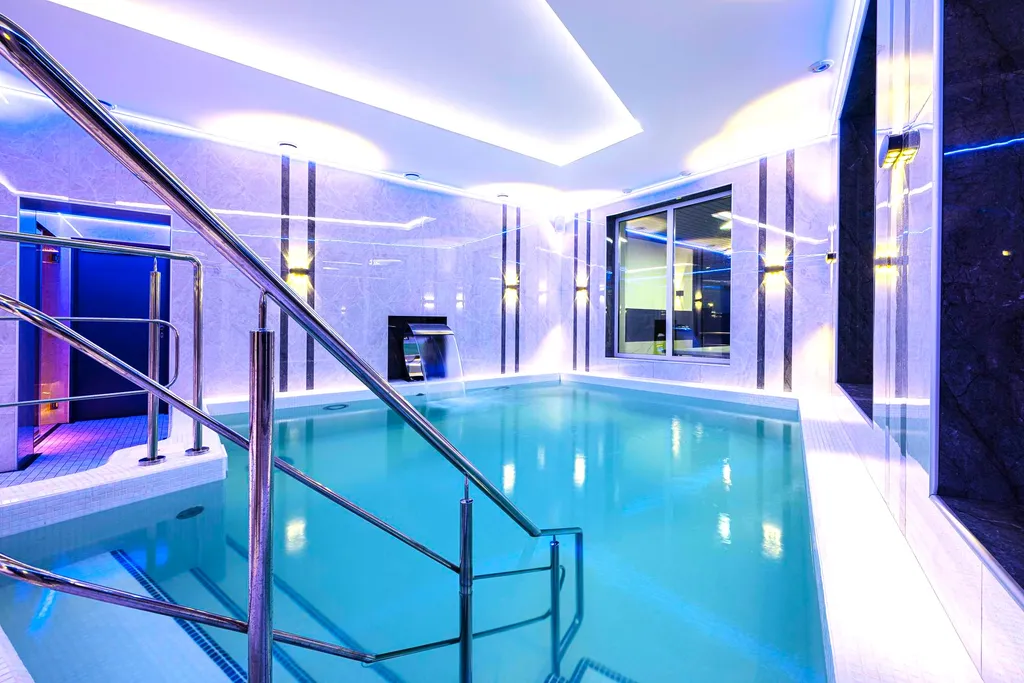 Частный дом с Бассейном