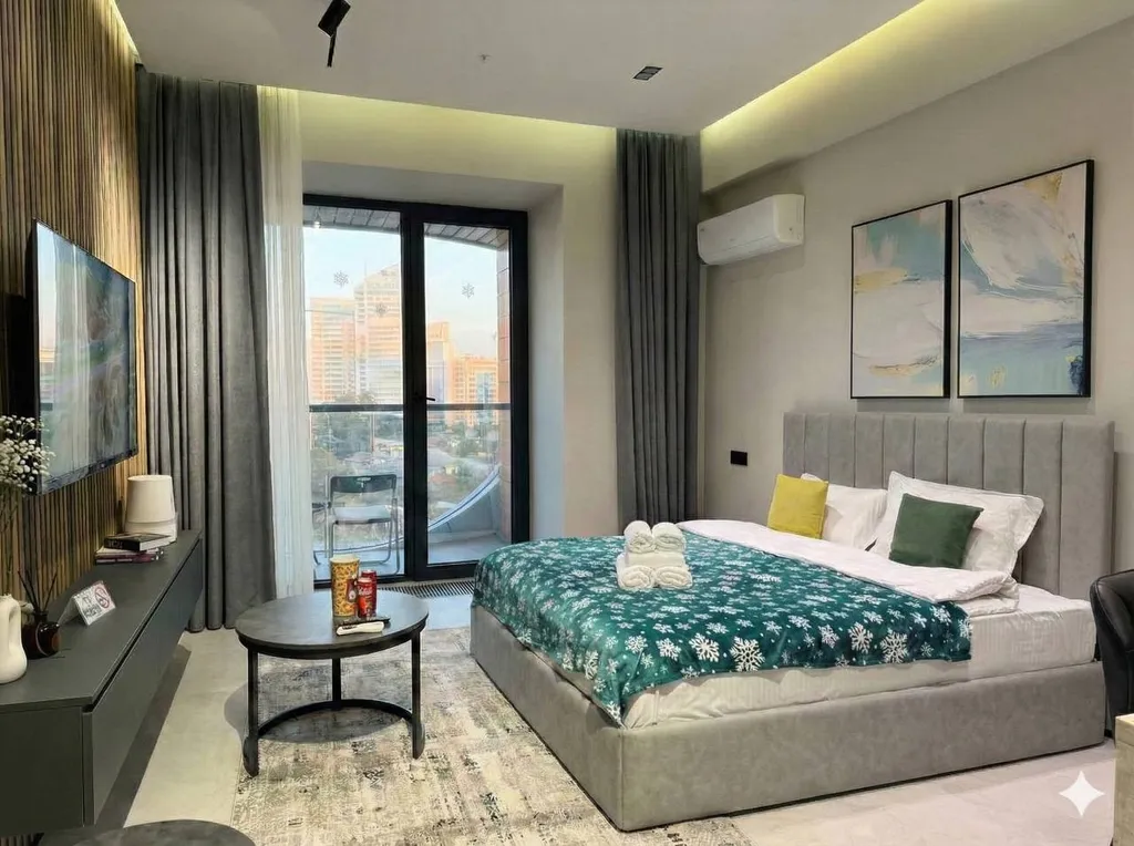 Современная стильная студия с видом на Tashkent City