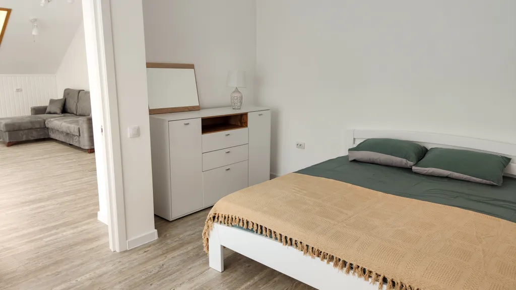 Дом вилла Надежда с видом на Владимирский собор, отдельный вход