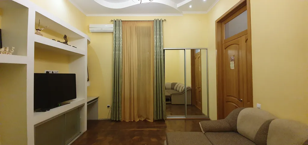 Квартира 1-комнатная Квартира — Евпатория