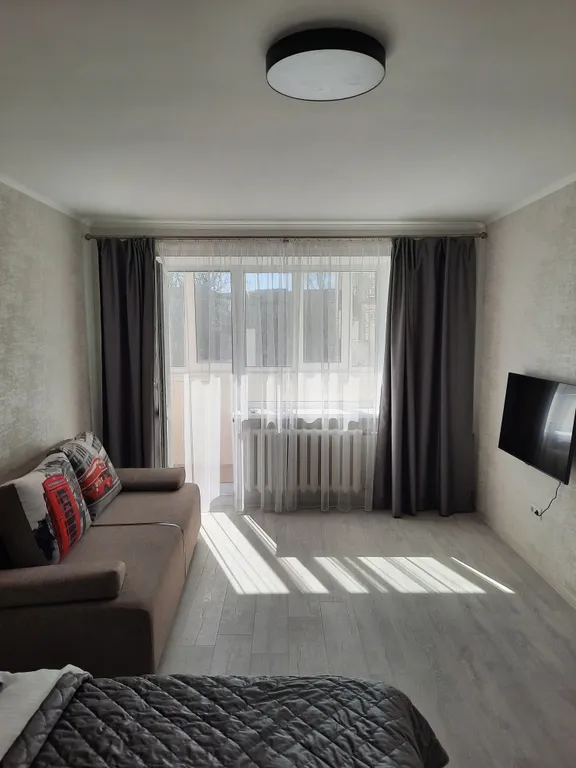 Тихая квартира в самом центре города, окна во двор, рядом парковка