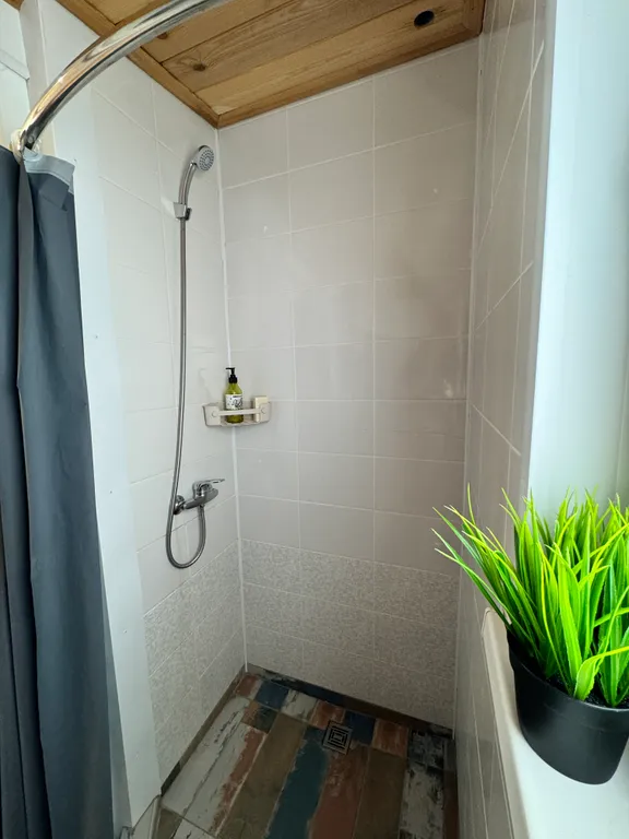 Уютный домик с террасой