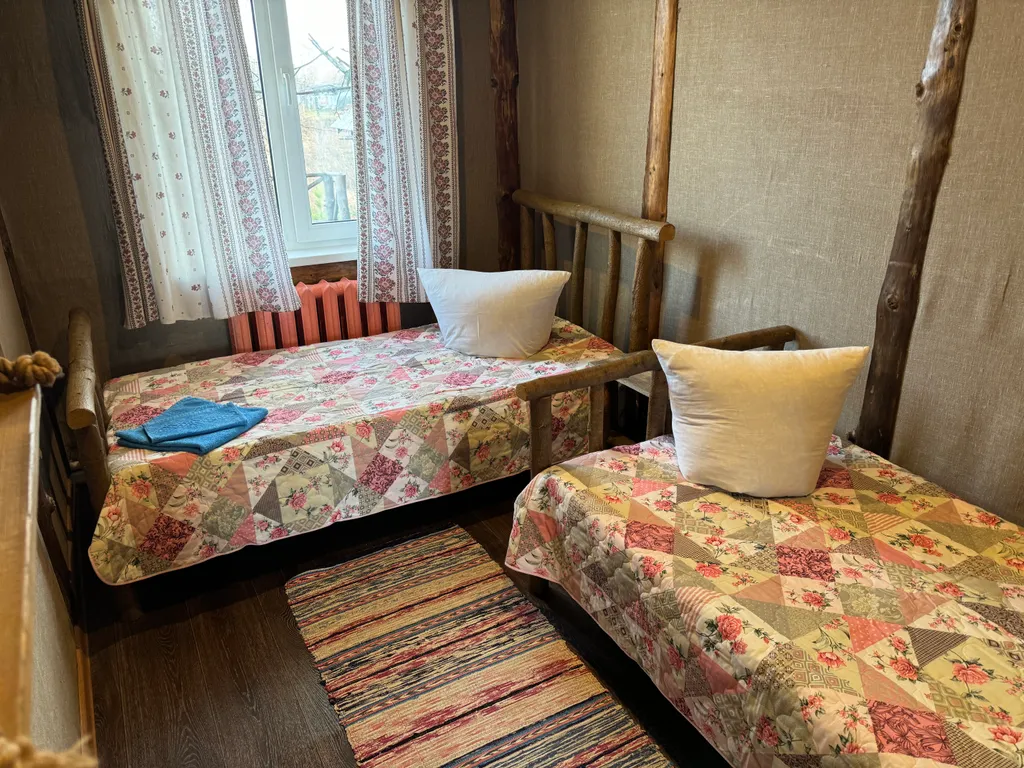 Квартира Комнатка в славянском стиле в Усадьбе Русского Богатыря — аренда посуточно в Великий Устюг