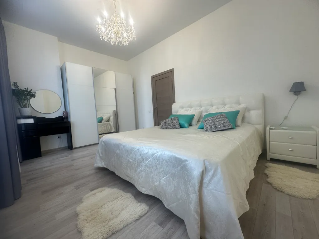 Шикарная новая трёхкомнатная квартира комфорт класса