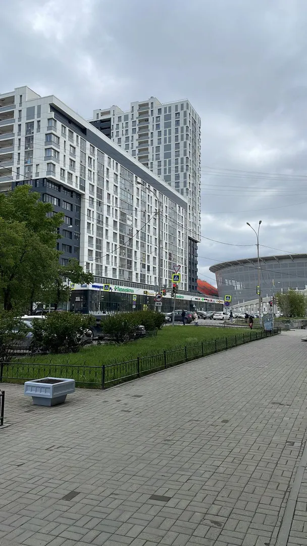 Наш дом рядом с центральным стадионом