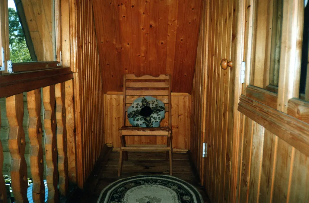 Благоустроенный домик с камином и лоджией на Селигере