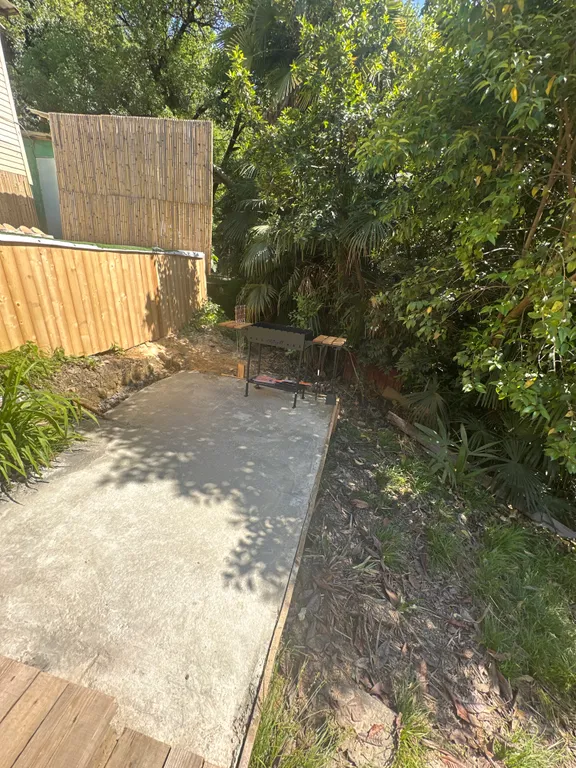 Уютный эко- домик в центре Хосты