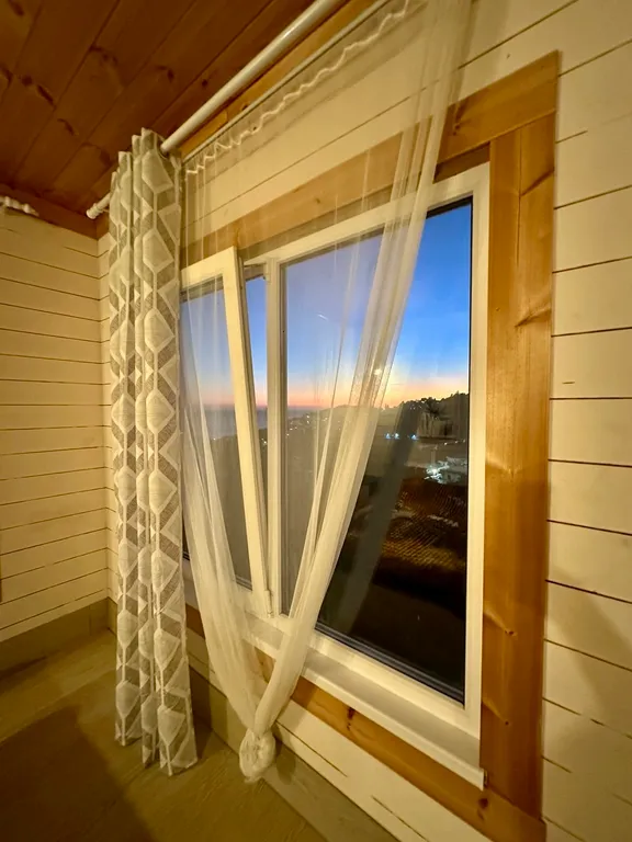 Уютный домик с видом на море