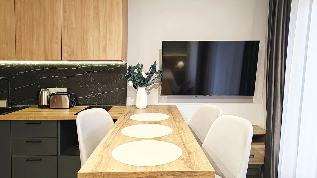 Просторная студия в центрое+бассейн и сауна