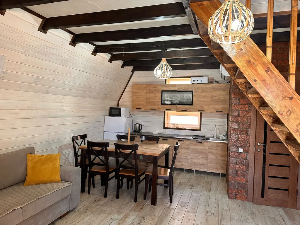 Коттедж с качелей кокон