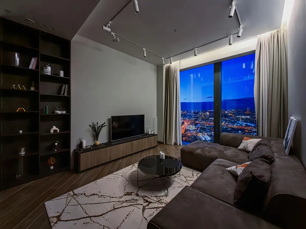 Апартамент с нежным интерьером и редким видом на город