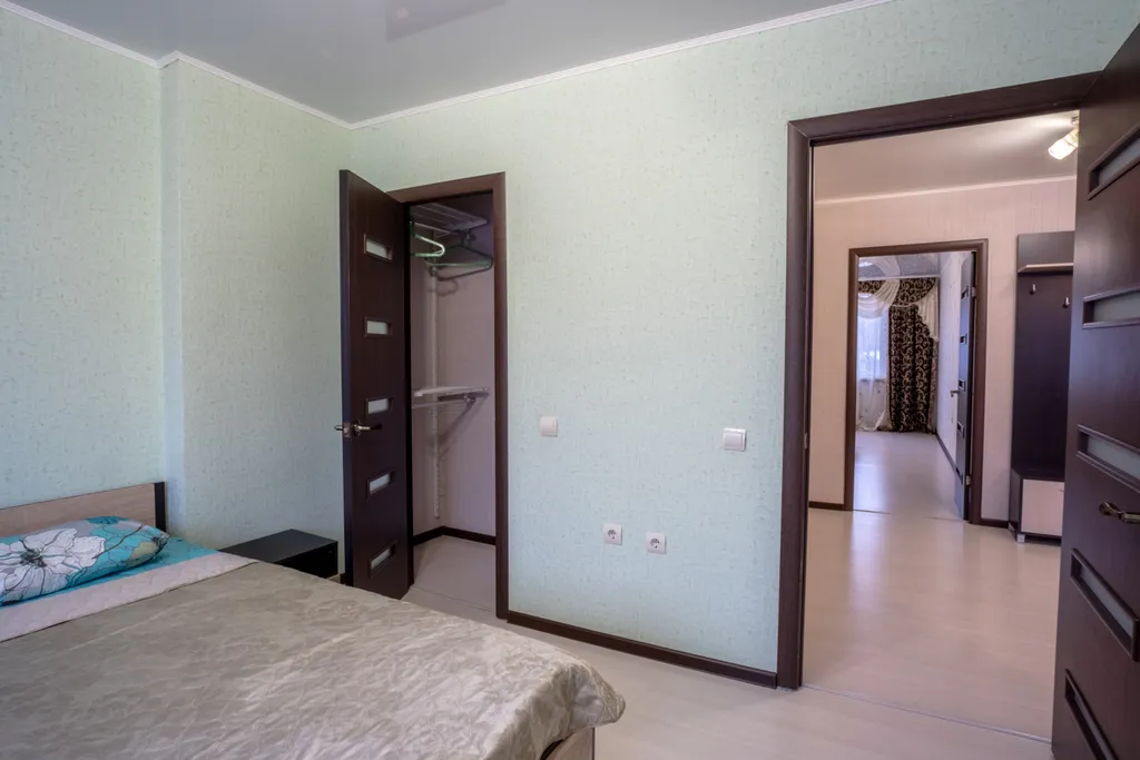 Апартаменты большие на главном проспекте