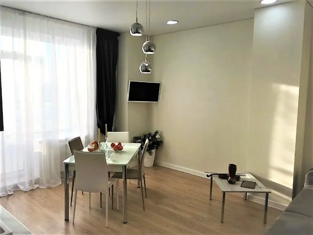 Поделам Светлая квартира рядом с Radisson Blu — аренда посуточно в Челябинск