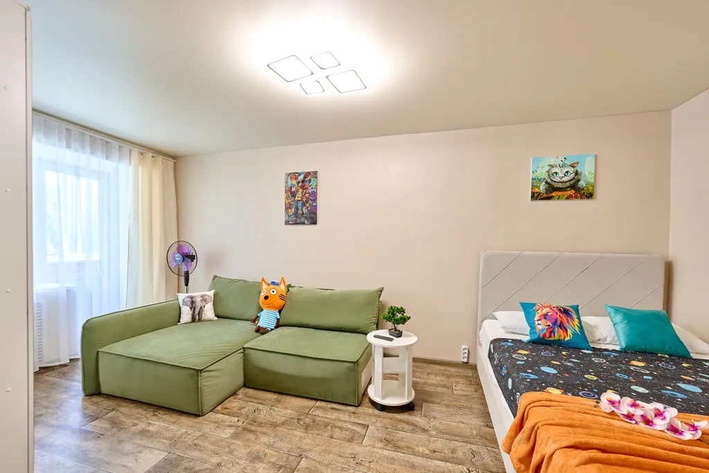 Однокомнатная квартира с балконом вместительность на 4 человека — аренда посуточно в Пермь