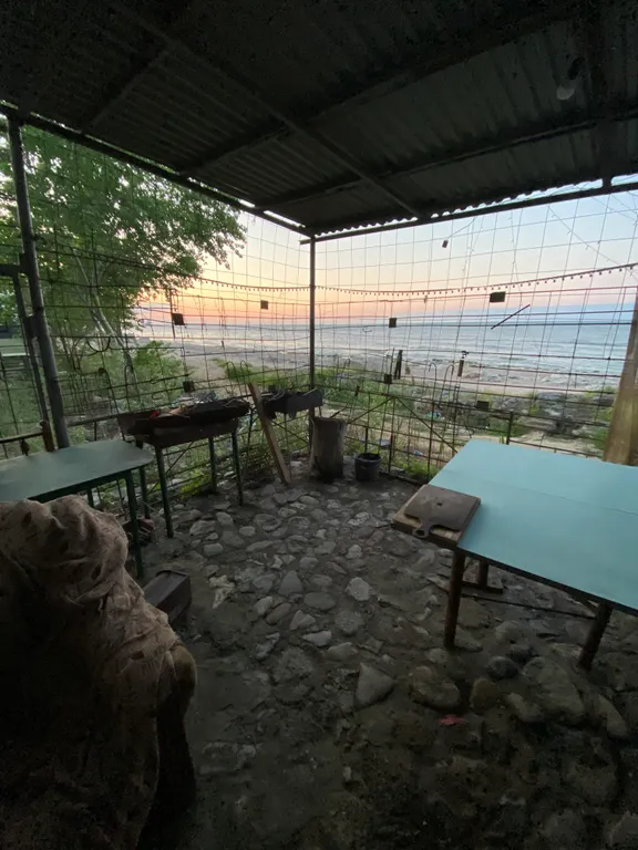 Комната на берегу