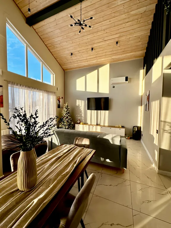 Уютный новый коттедж вблизи Сорочан — аренда посуточно в Яхрома