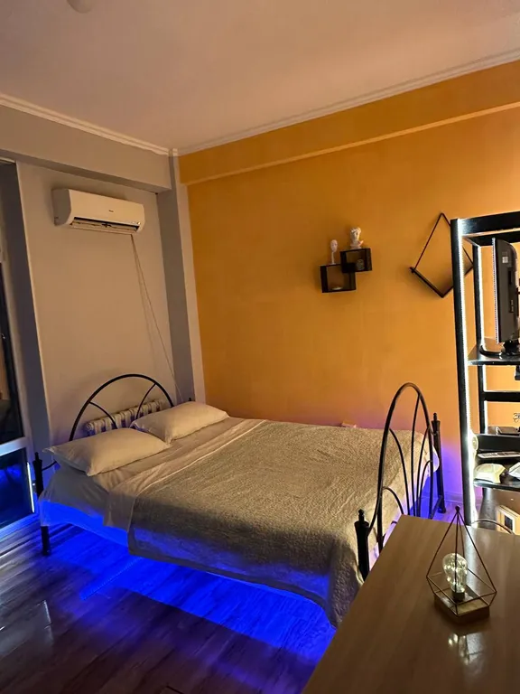 Уютная квартира возле ТЦ ГУМ и ЦУМ