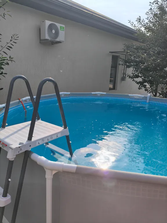 Полдома с отдельным входом