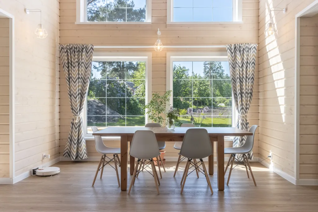 Коттедж Дом с бассейном в Карелии — Деревянное