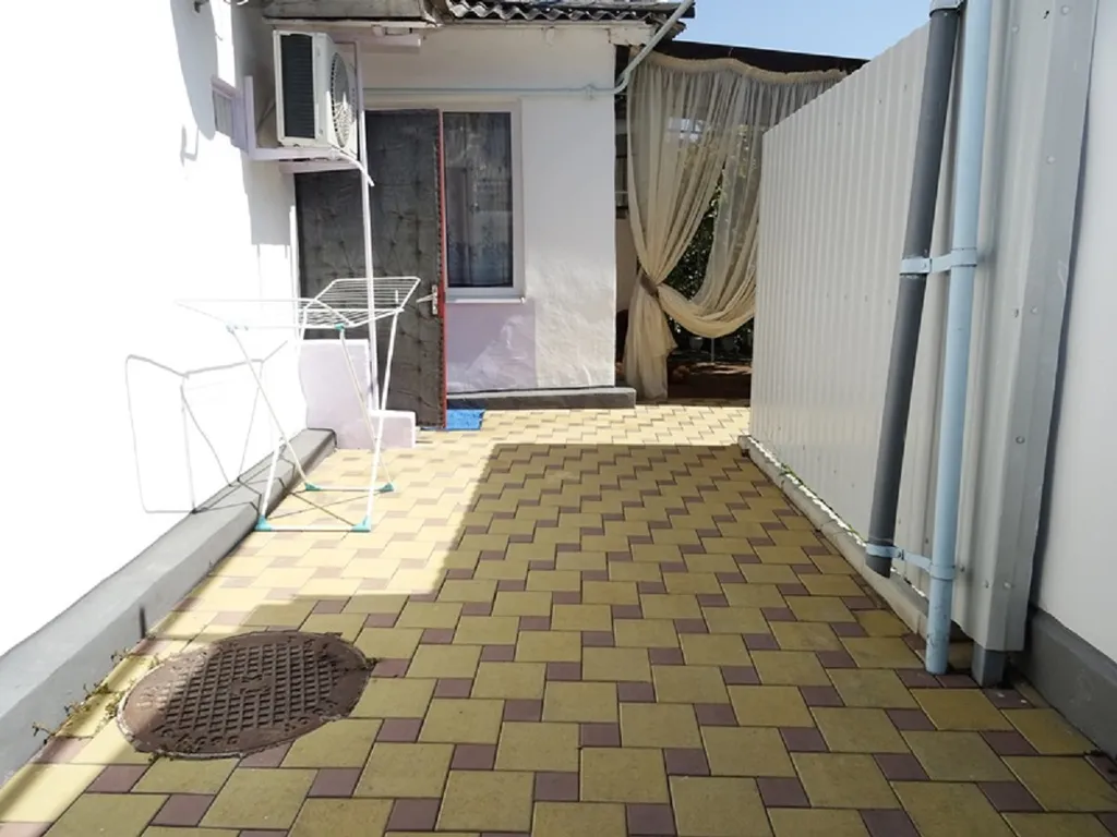 Коттедж Уютный домик в тихом месте — Анапа